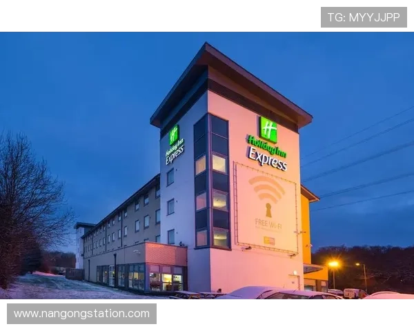 斯温登俱乐部周边文化娱乐与休闲活动全景指南